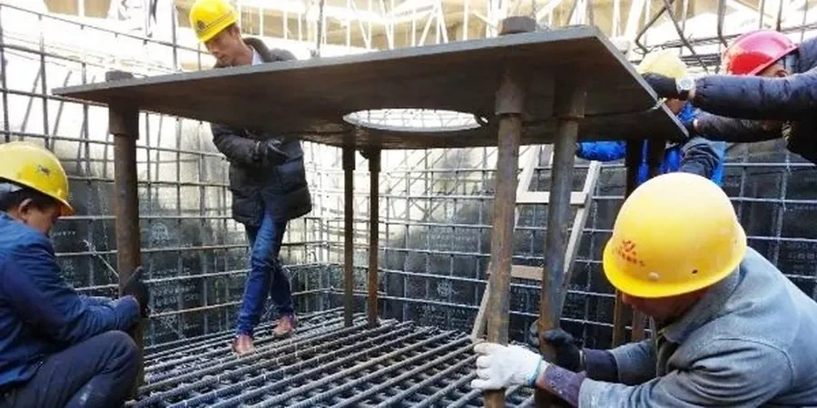 Conception d'isolation sismique à la base à Colombes : expertise technique et normes françaises